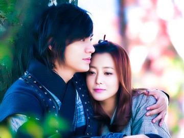 Những tình huống “trời ơi đất hỡi” khi xuyên không của phim Hàn