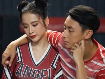 Vừa tung cảnh bỏng mắt của Angela Phương Trinh, Glee bản Việt bị ngừng chiếu?