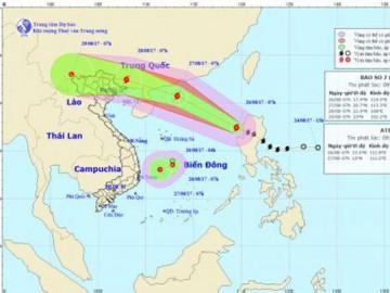 Bão mới Pakhar giật cấp 11 đã đi vào biển Đông, thành cơn bão số 7