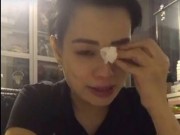 Giải trí - Vợ Xuân Bắc bất ngờ livestream khóc trên trang cá nhân