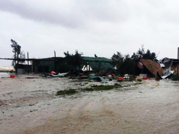 Ảnh hưởng của hoàn lưu bão số 10, Nghệ An-Quảng Ngãi mưa rất to, nước lũ lên nhanh