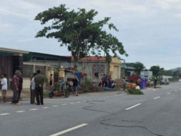 Nghệ An: Vướng dây điện đứt sau bão số 10, hai người tử vong