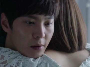 Vô tâm chê vợ xấu xí, đến lúc vợ thẩm mỹ xinh đẹp lại đau khổ vô cùng