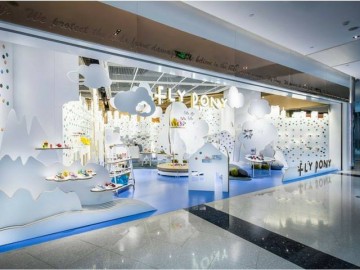 Tiệm bán giày trẻ em gây sốt vì không gian cổ tích đẹp mê mẩn