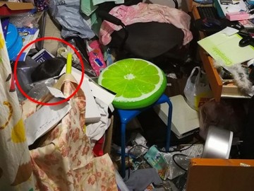 Chàng trai "sốc đến tận óc" khi lần đầu bước vào phòng bạn gái