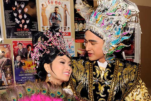 Hà Phương quot;lấy trọnquot; nước mắt khán giả VN tại Mỹ - 7