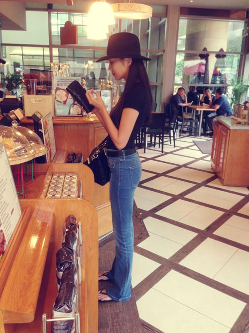 Thanh Hằng điệu đủ kiểu với mũ - 10