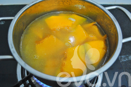 Giản dị canh bí đỏ nấu tôm - 4