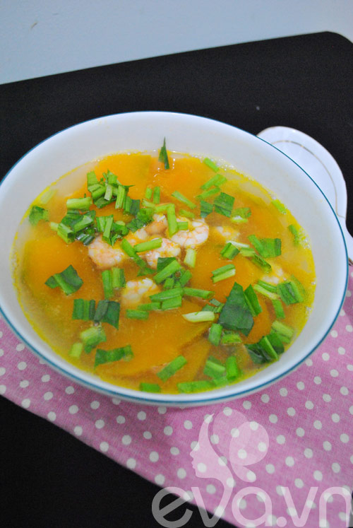 Giản dị canh bí đỏ nấu tôm - 5