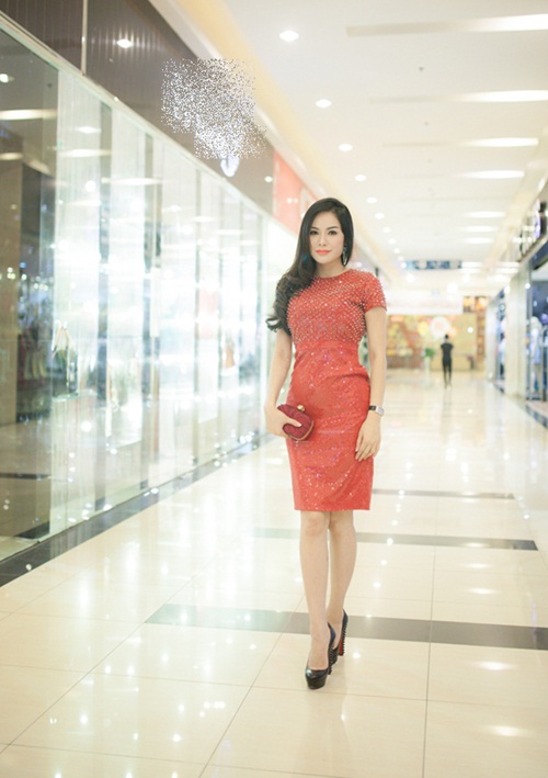 HH Phương Nguyễn xinh đẹp ngồi ghế quot;nóngquot; - 2