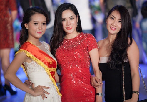 HH Phương Nguyễn xinh đẹp ngồi ghế quot;nóngquot; - 9