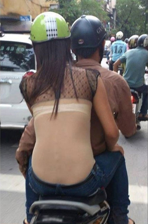 Choáng với váy áo trong suốt dạo phố của thiếu nữ Việt - 5