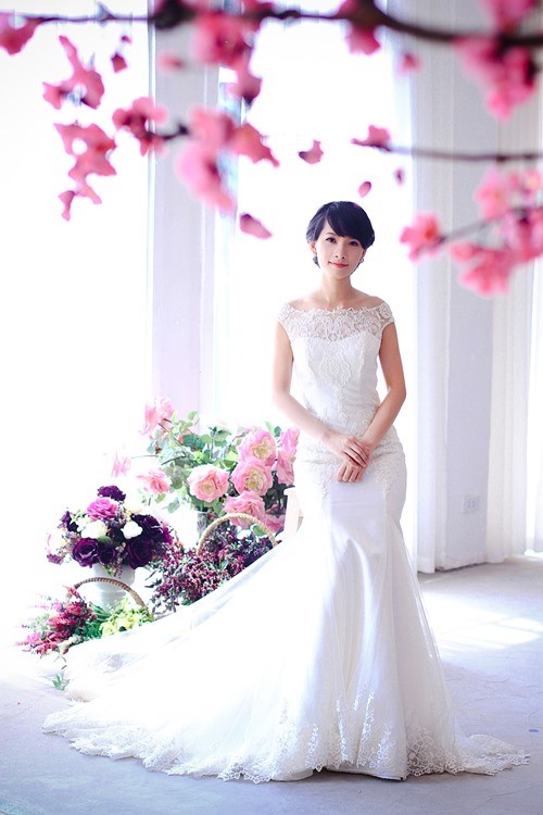 Những mẫu váy cưới làm nức lòng cô dâu mùa hạ | Giáo dục Việt Nam