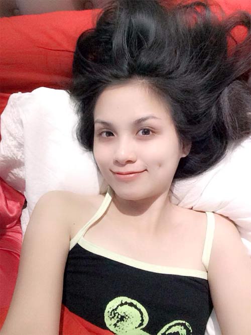 Mai Phương Thúy đi chơi cùng quot;trai lạquot; - 4