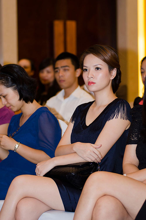 Đan Lê ngày một đẹp mặn mà và đằm thắm - 2