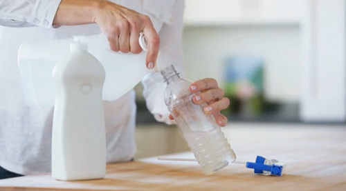 Vệ sinh bồn tắm trắng sáng thật dễ! - 5