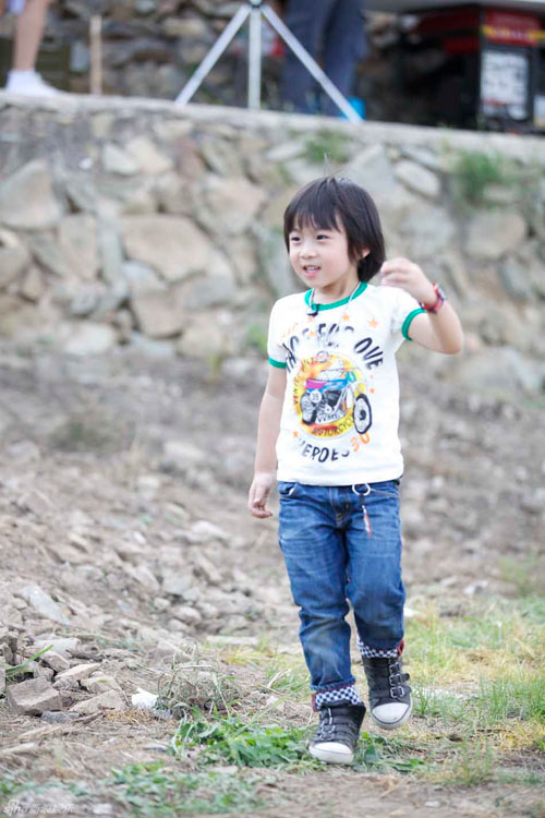 Dad! Where Are You Going?: Lâm Chí Dĩnh chăm con - 8