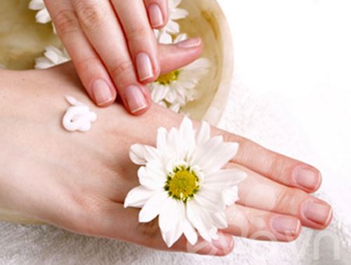 Tips làm da tay hết nhăn nheo, gân guốc - 7