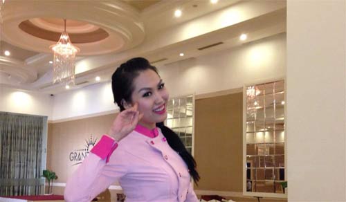 Thành Trung âu yếm hôn “công chúa nhỏ” - 8