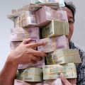 Tin tức - "Đại gia" 4 lần trúng số, cuối đời chăn heo thuê