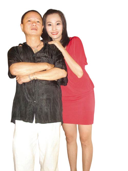 DV Hạnh Thúy bụng bầu 6 tháng vẫn nhí nhảnh - 4