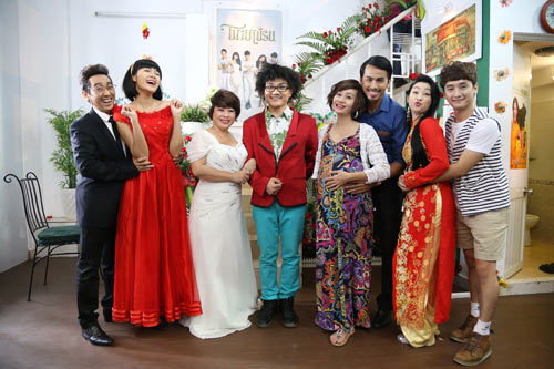 DV Hạnh Thúy bụng bầu 6 tháng vẫn nhí nhảnh - 3