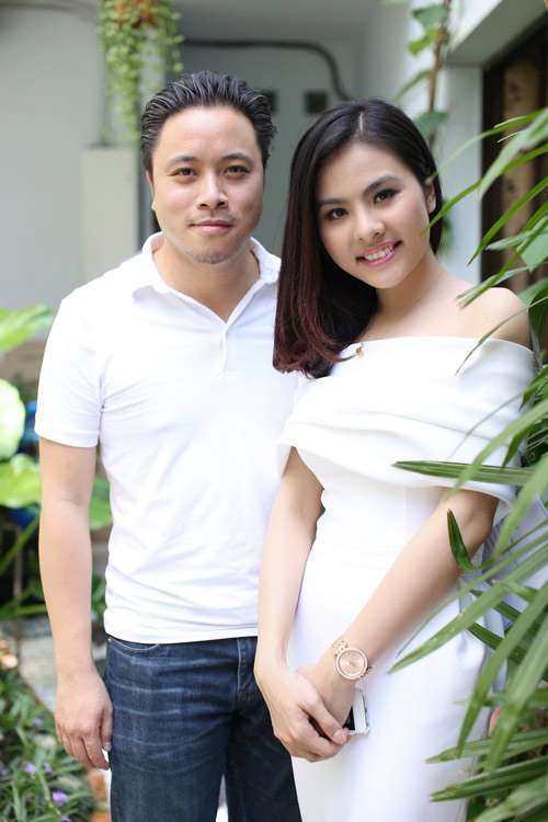 Lộ diện mẹ và em trai của Vân Trang - 5