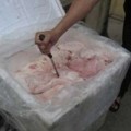 Mua sắm - Giá cả - Bắt giữ 600 kg nội tạng lợn hỏng