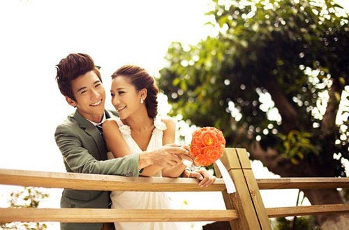 Vợ đi nâng ngực để được sếp yêu - 1