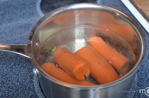 Thử làm bánh mì sandwich cà rốt ăn nào! - 1