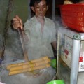 Mua sắm - Giá cả - Người bán hủ tíu gõ bắt đầu khốn đốn