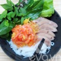 Bếp Eva - Bún cuộn thịt heo, tôm chua nhanh gọn