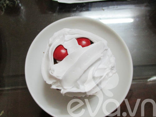 Chào Halloween bằng cupcake “xác ướp” - 8