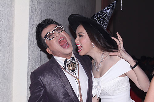 quot;Phù thủyquot; Diễm Hương đeo ngọc trai 2 tỷ - 14