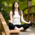 Sức khỏe - Khỏi chứng mất ngủ ở tuổi mãn kinh nhờ yoga