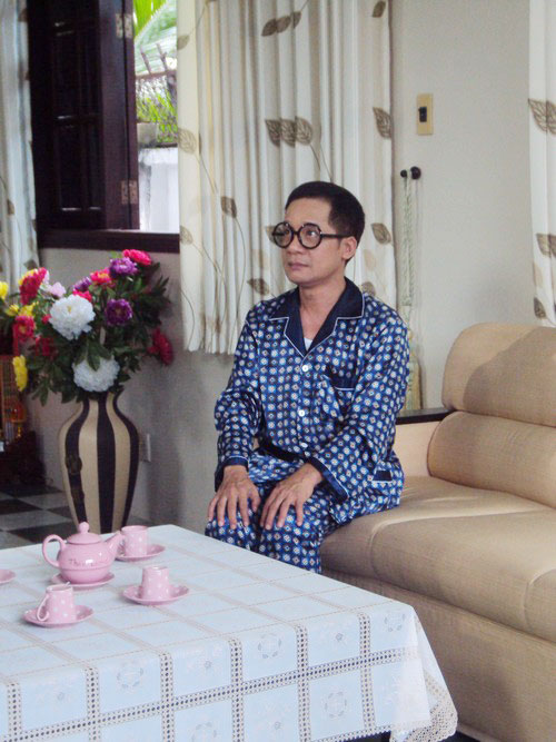 Cát Phượng làm bà già tóc trắng quot;xì-tinquot; - 7