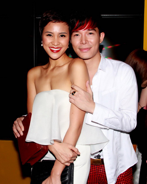 Nathan Lee xách túi 60 triệu gặp gỡ fan - 3