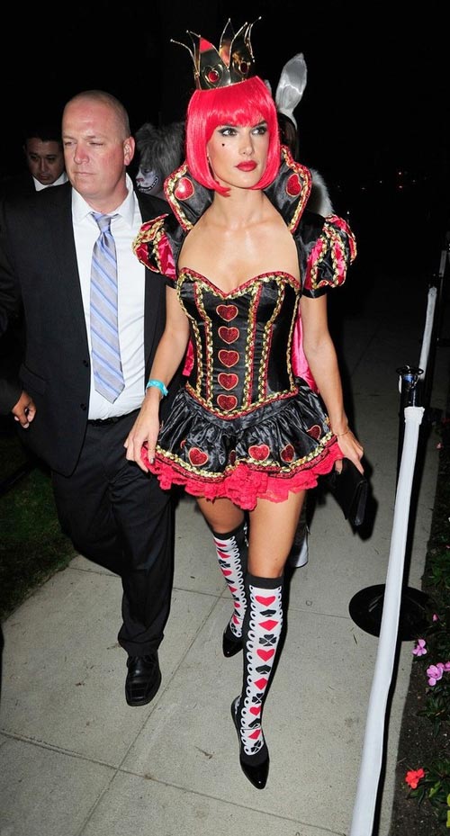 Rùng rợn tiệc Halloween ma mị của sao - 7