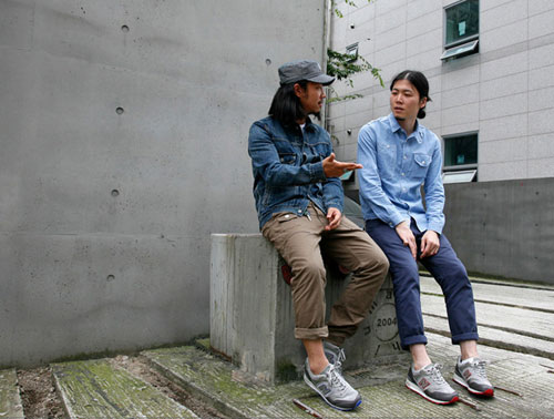 Giới trẻ Hàn #039;sốt xình xịch#039; giày New Balance - 7