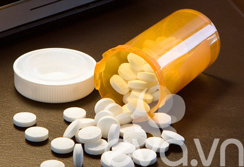 Nhật ký Hana: Trị mụn trắng da với aspirin - 1