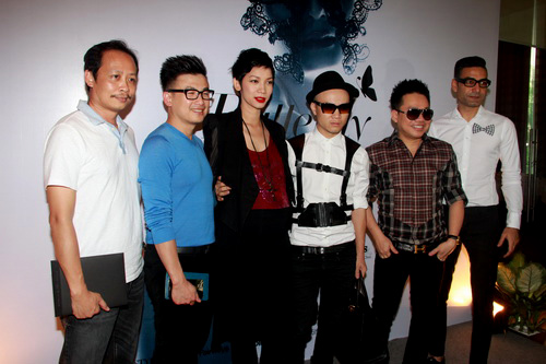 Đỗ Mạnh Cường phủ đồ hiệu gần 400 triệu đồng - 12