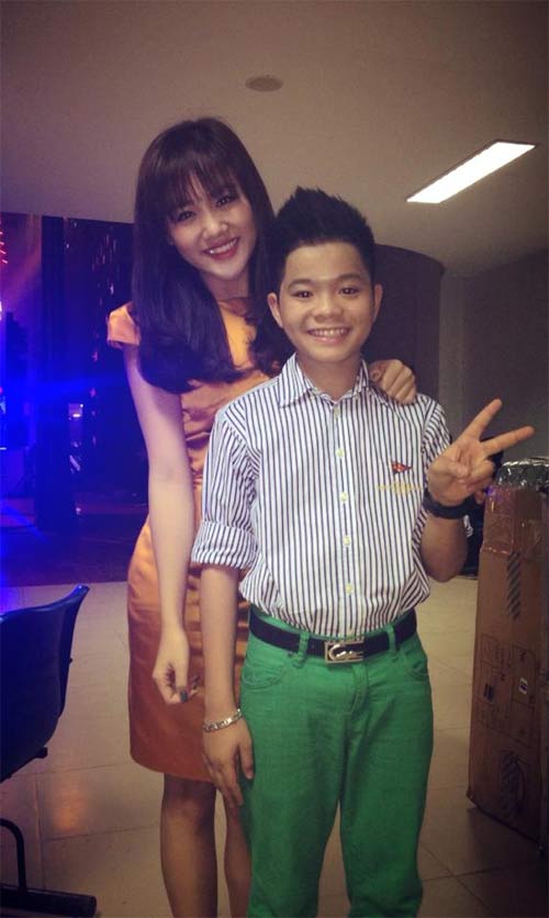 MC Phan Anh khoe con gái biết đi xe đạp - 5