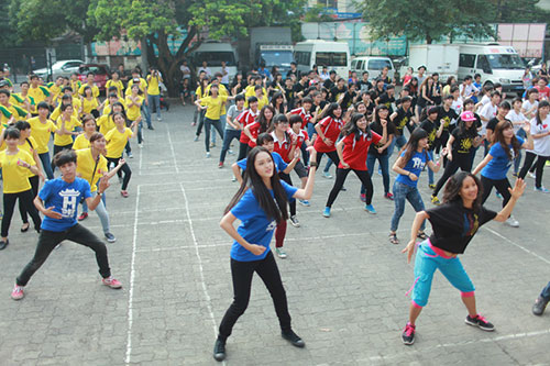 Hoàng Anh xinh tươi nhảy cùng Running man - 4
