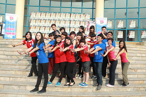 Hoàng Anh xinh tươi nhảy cùng Running man - 11