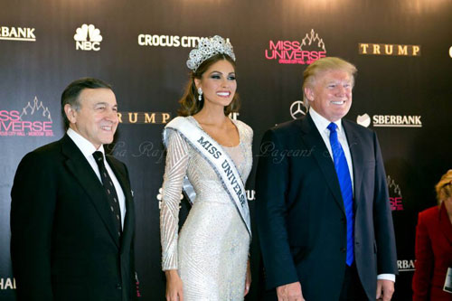 Trương Thị May rạng rỡ mừng tân Hoa hậu - 12