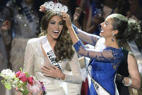 Trương Thị May rạng rỡ mừng tân Hoa hậu - 6