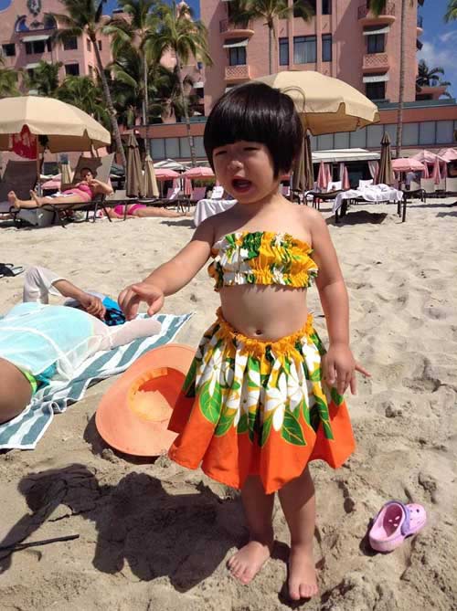 Con gái siêu dễ thương của danh hài Thúy Nga - 9