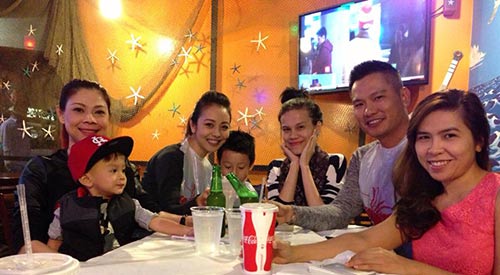 Vợ chồng Jennifer Phạm hội ngộ Thanh Thảo - 1