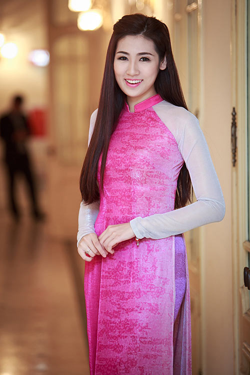 Mai Phương Thúy, Tú Anh nổi bật giữa dàn người đẹp - 6