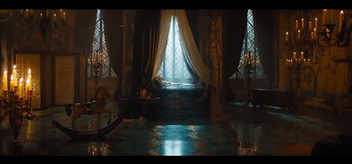Angelina Jolie đẹp lạnh lùng trong Maleficent - 1